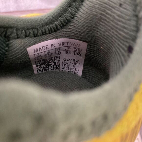 Adidas End Plastic Waste Indoor Soccer Shoes Kids Size 12K yellow - Picture 10 of 12